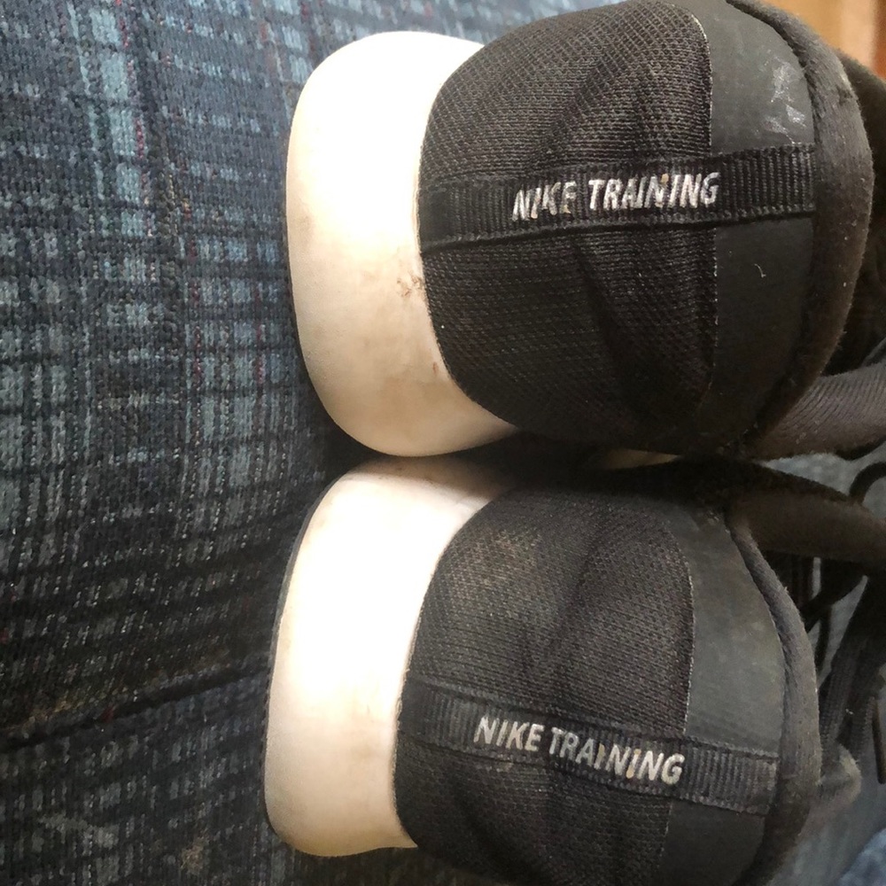 Training shoes - Picture 9 of 9